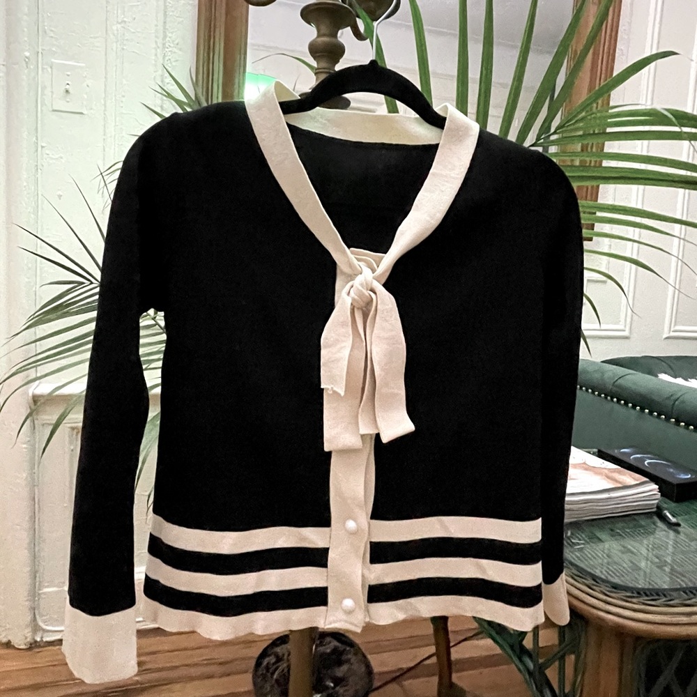 Women’s jacket and pants Women black and Beige